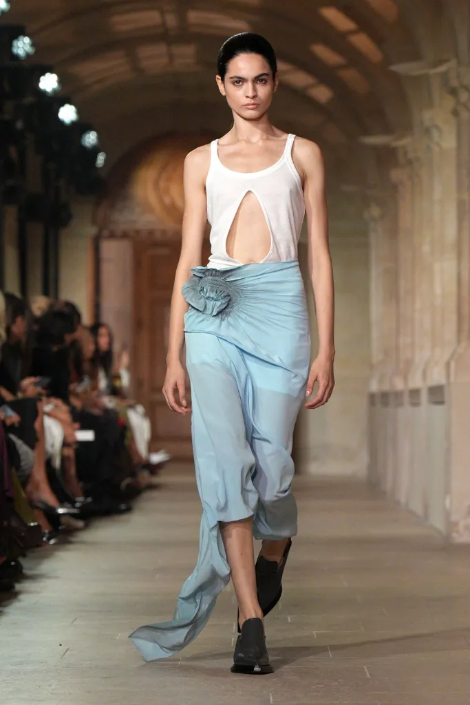 Victoria Beckham 26SS011